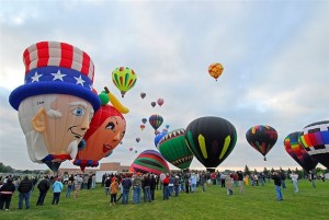 HotAirBalloons00004-300x201 Hot Air Balloon Ride - An Adventure On Your Next Vacation